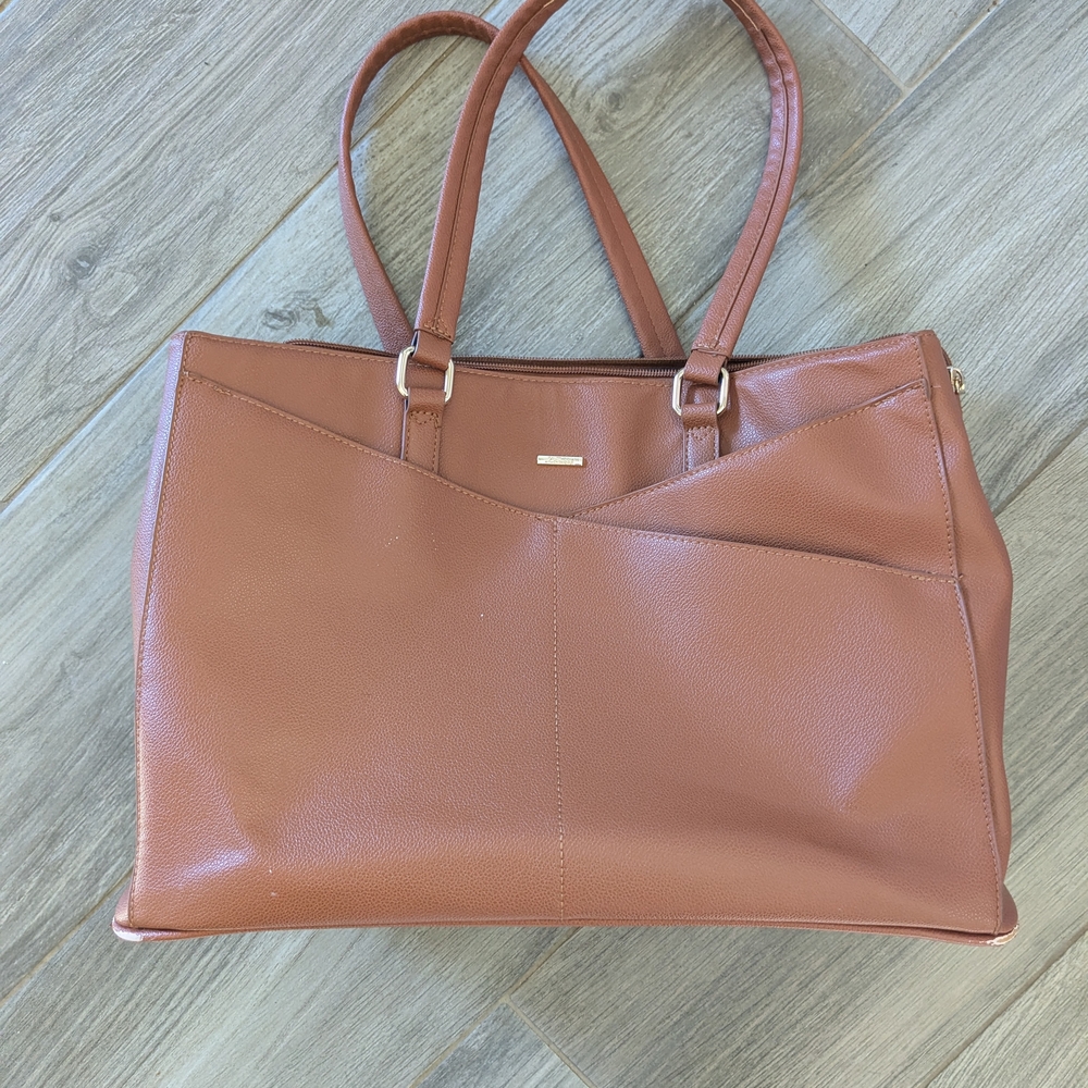 Elegant Brown Leather Tote Bag